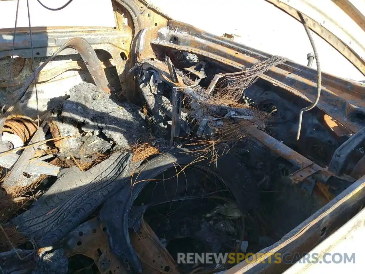 5 Photograph of a damaged car W1N4N4GB1MJ214067 MERCEDES-BENZ GLA-CLASS 2021