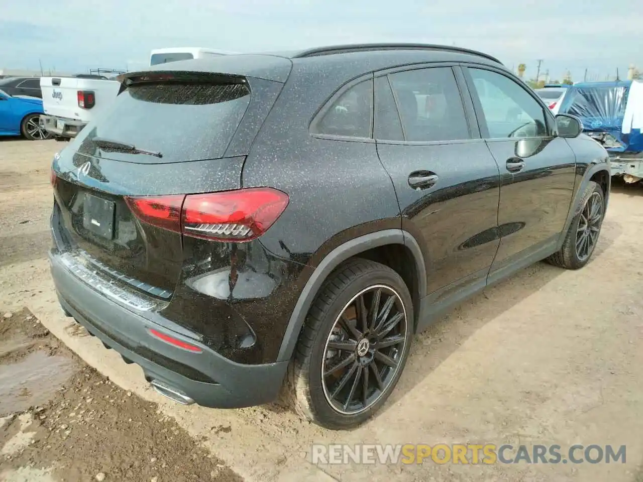 4 Photograph of a damaged car W1N4N4GB2MJ162397 MERCEDES-BENZ GLA-CLASS 2021