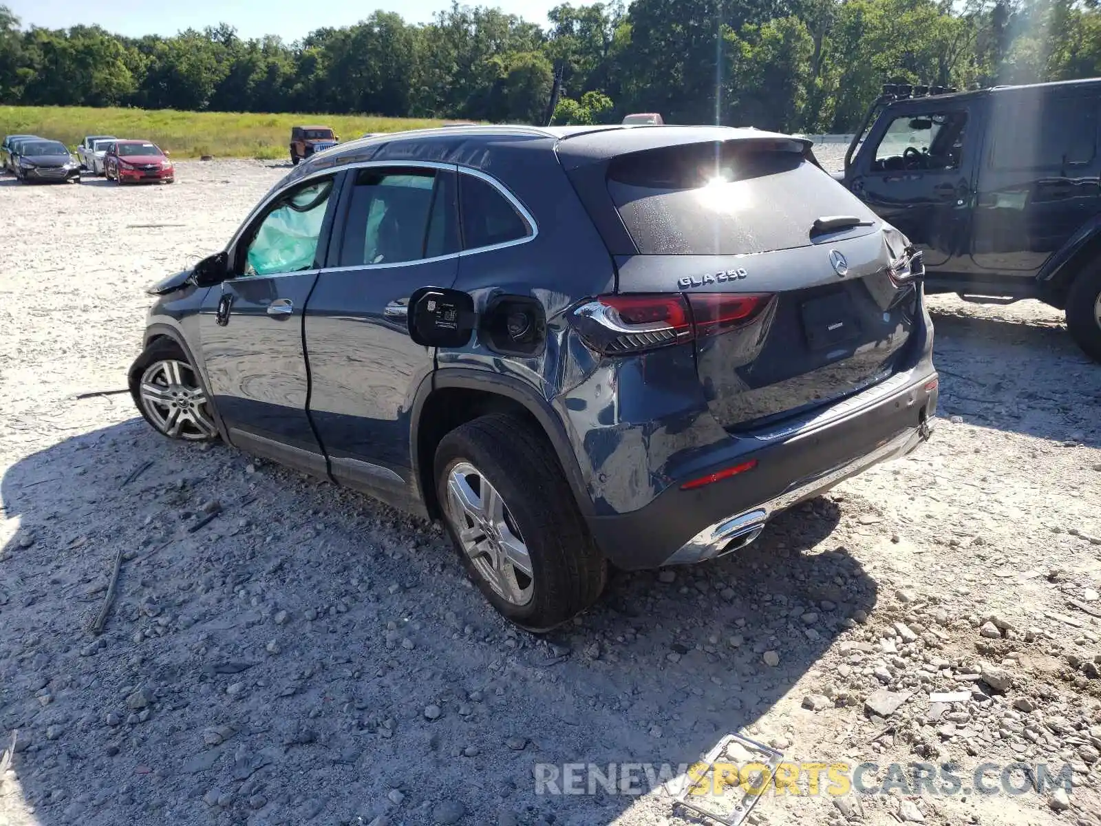 3 Photograph of a damaged car W1N4N4GB4MJ158870 MERCEDES-BENZ GLA-CLASS 2021