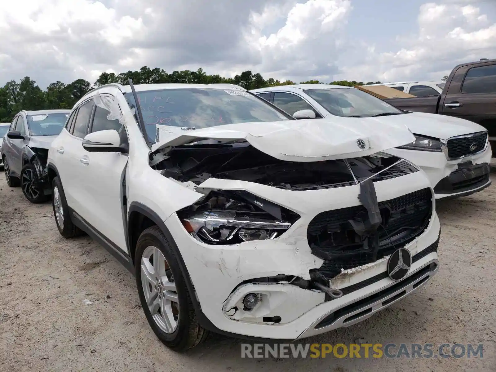 1 Photograph of a damaged car W1N4N4GB5MJ128163 MERCEDES-BENZ GLA-CLASS 2021