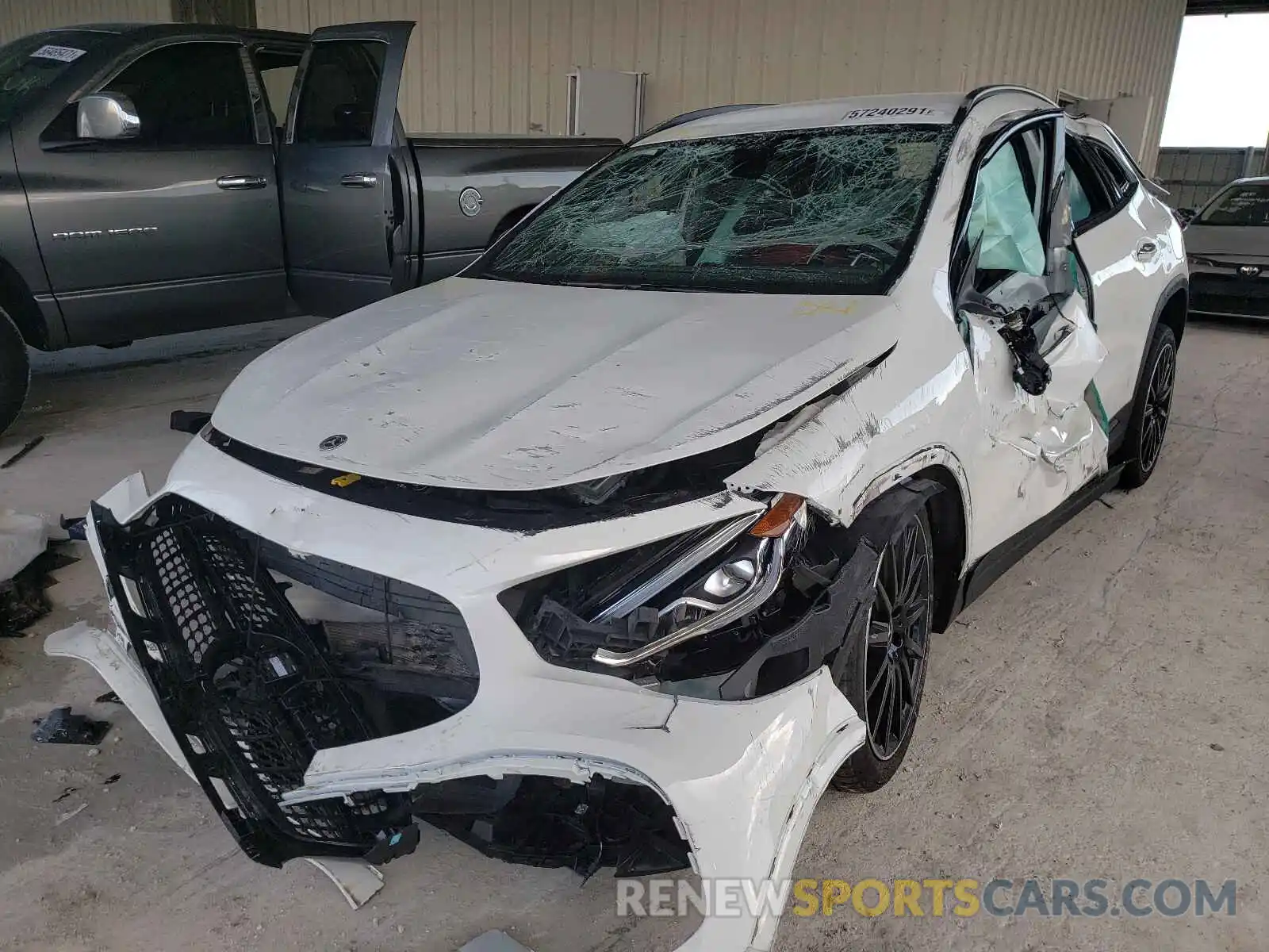 10 Photograph of a damaged car W1N4N4GB5MJ211463 MERCEDES-BENZ GLA-CLASS 2021