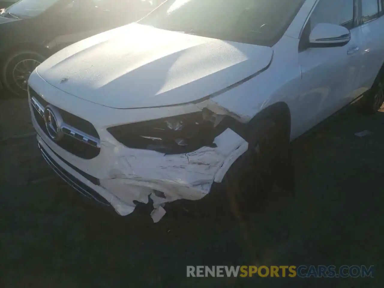 9 Photograph of a damaged car W1N4N4GB6MJ221113 MERCEDES-BENZ GLA-CLASS 2021