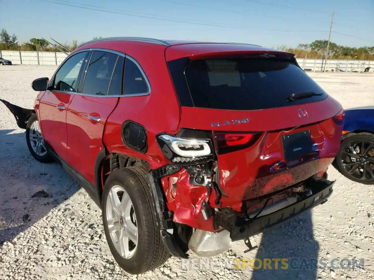 3 Photograph of a damaged car W1N4N4GB7MJ223971 MERCEDES-BENZ GLA-CLASS 2021