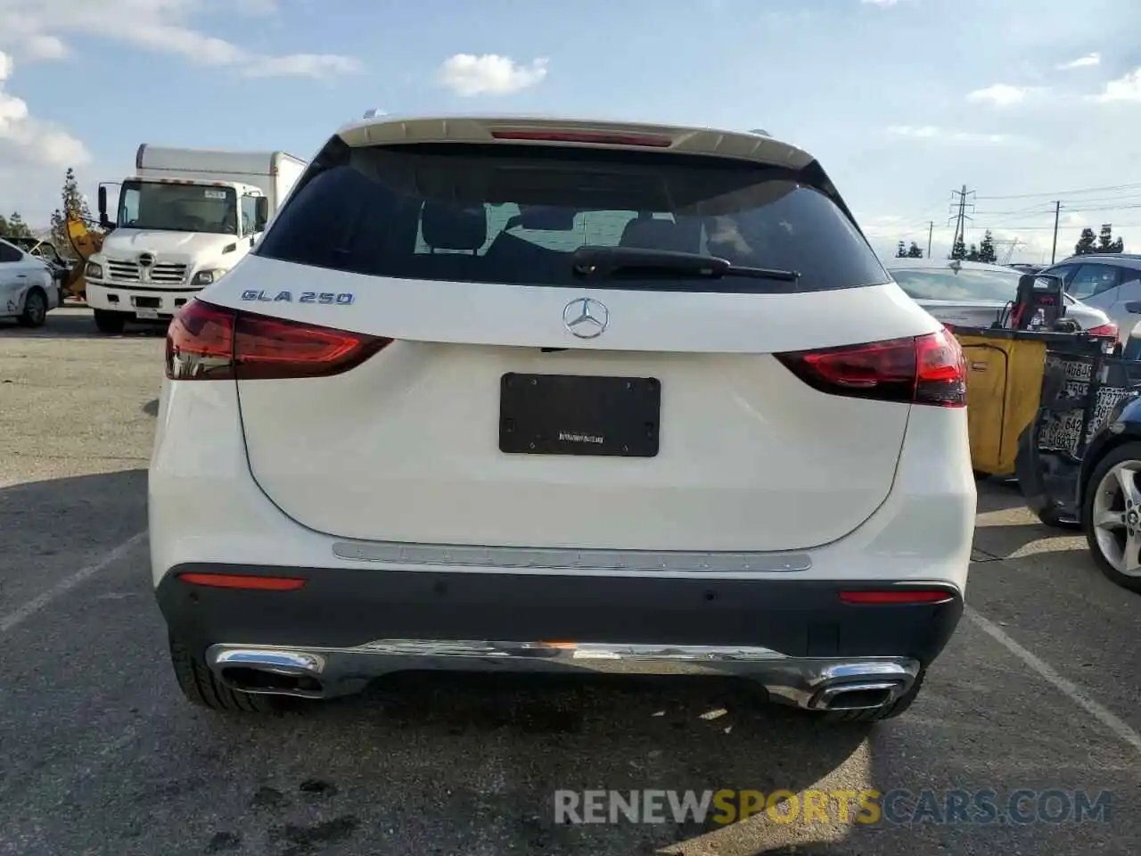 6 Photograph of a damaged car W1N4N4GB7MJ233433 MERCEDES-BENZ GLA-CLASS 2021