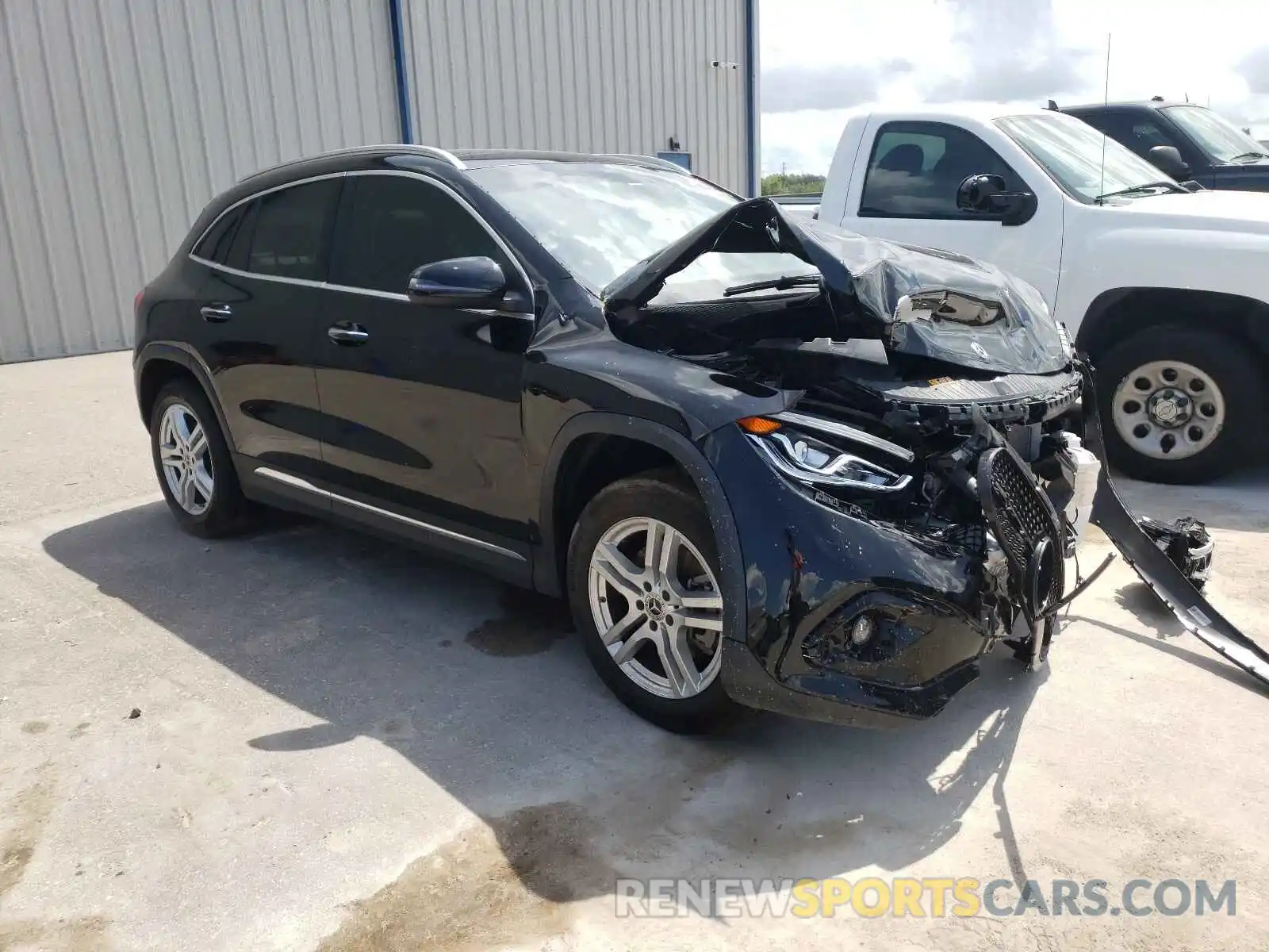 1 Photograph of a damaged car W1N4N4GB8MJ161867 MERCEDES-BENZ GLA-CLASS 2021