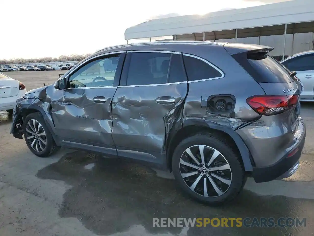 2 Photograph of a damaged car W1N4N4GB9MJ170643 MERCEDES-BENZ GLA-CLASS 2021