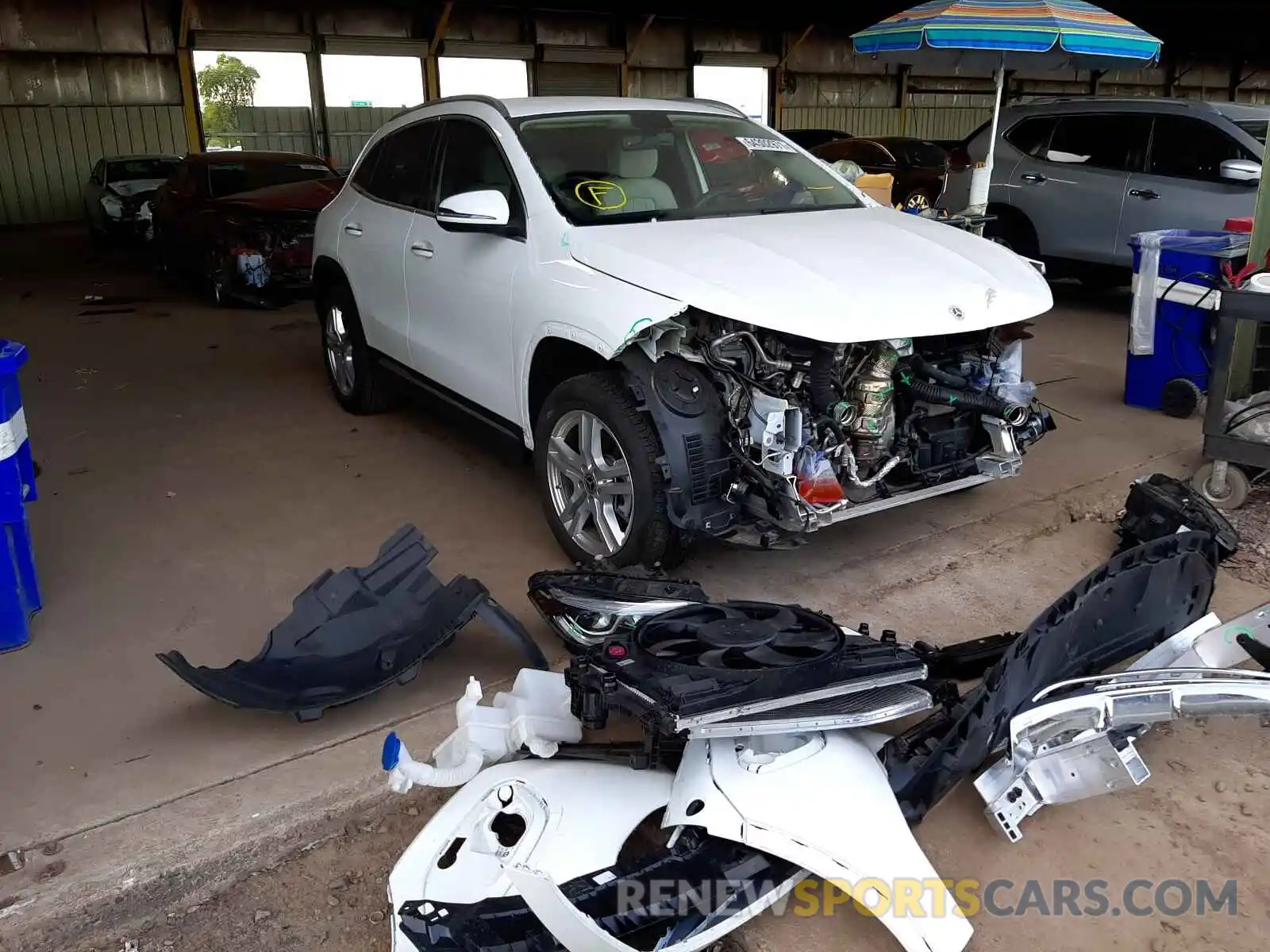 1 Photograph of a damaged car W1N4N4GB9MJ190097 MERCEDES-BENZ GLA-CLASS 2021