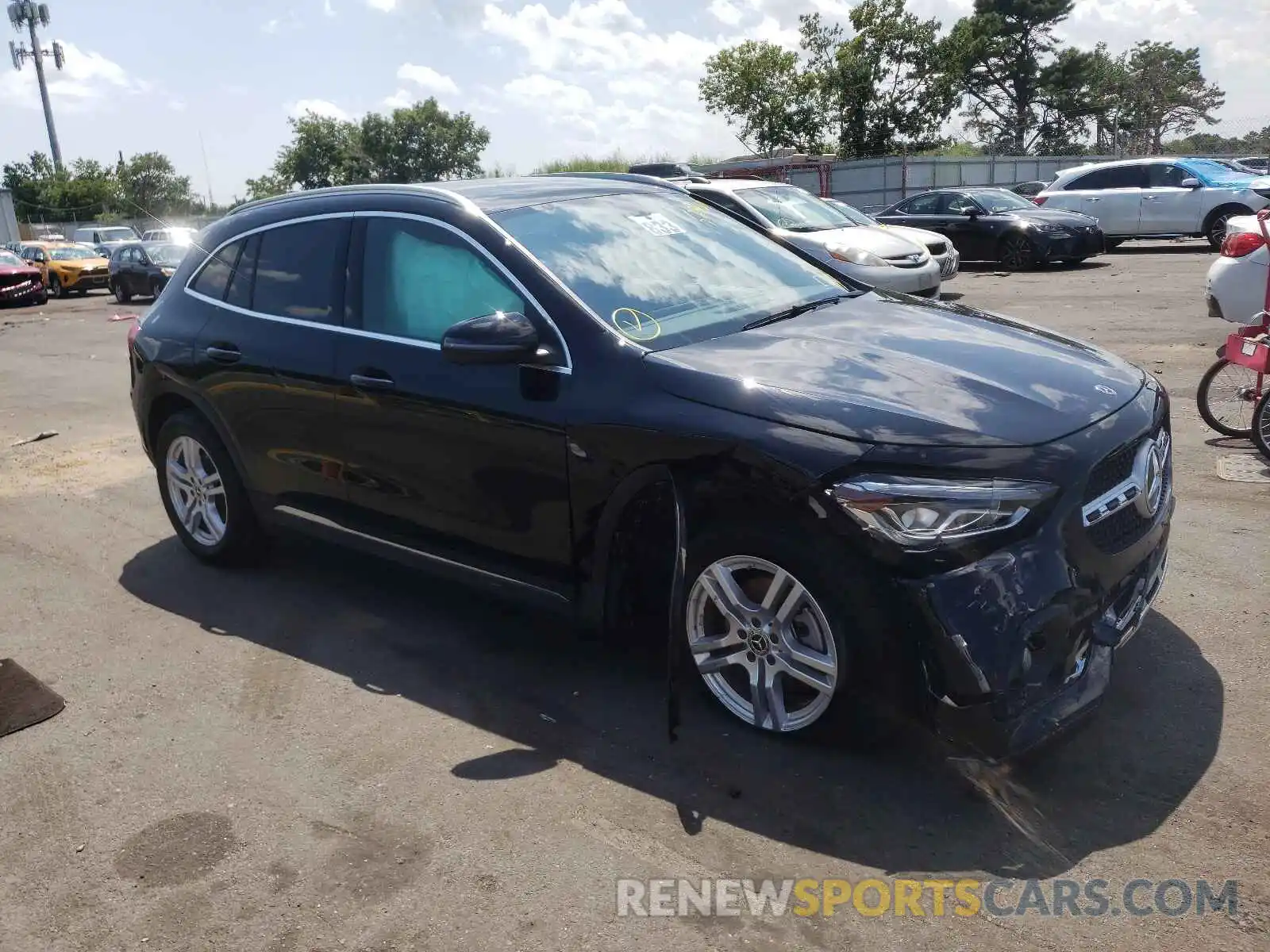 1 Photograph of a damaged car W1N4N4HB0MJ250668 MERCEDES-BENZ GLA-CLASS 2021