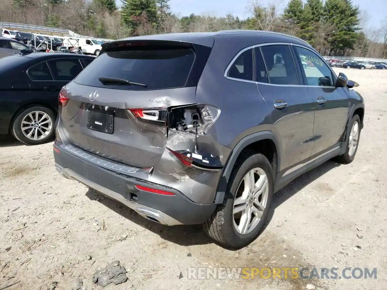 4 Photograph of a damaged car W1N4N4HB2MJ124117 MERCEDES-BENZ GLA-CLASS 2021