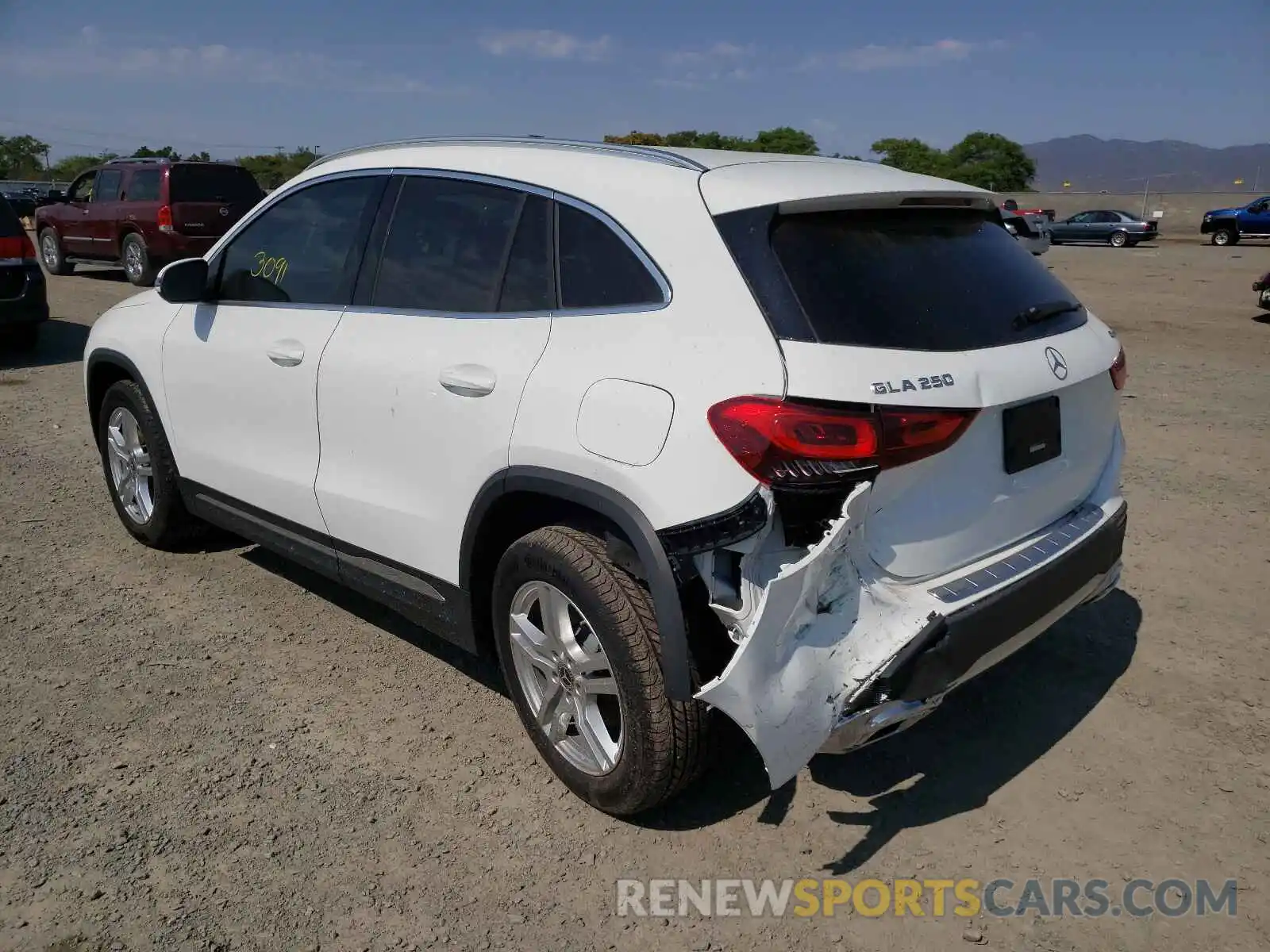 3 Photograph of a damaged car W1N4N4HB2MJ198704 MERCEDES-BENZ GLA-CLASS 2021