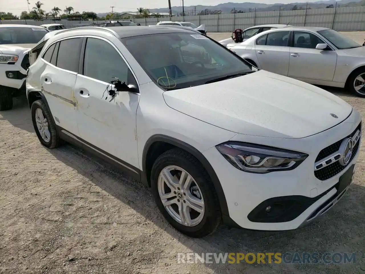 1 Photograph of a damaged car W1N4N4HB3MJ148832 MERCEDES-BENZ GLA-CLASS 2021