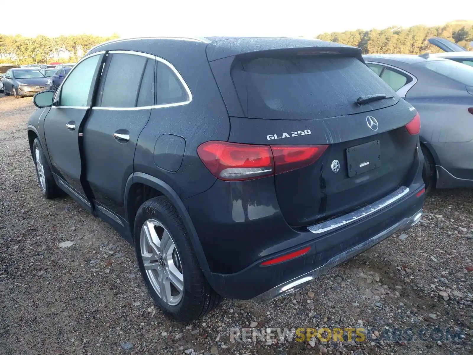 3 Photograph of a damaged car W1N4N4HB5MJ209677 MERCEDES-BENZ GLA-CLASS 2021