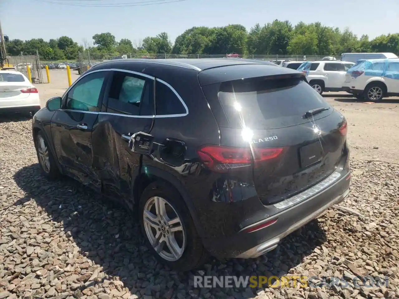 3 Photograph of a damaged car W1N4N4HB5MJ298571 MERCEDES-BENZ GLA-CLASS 2021