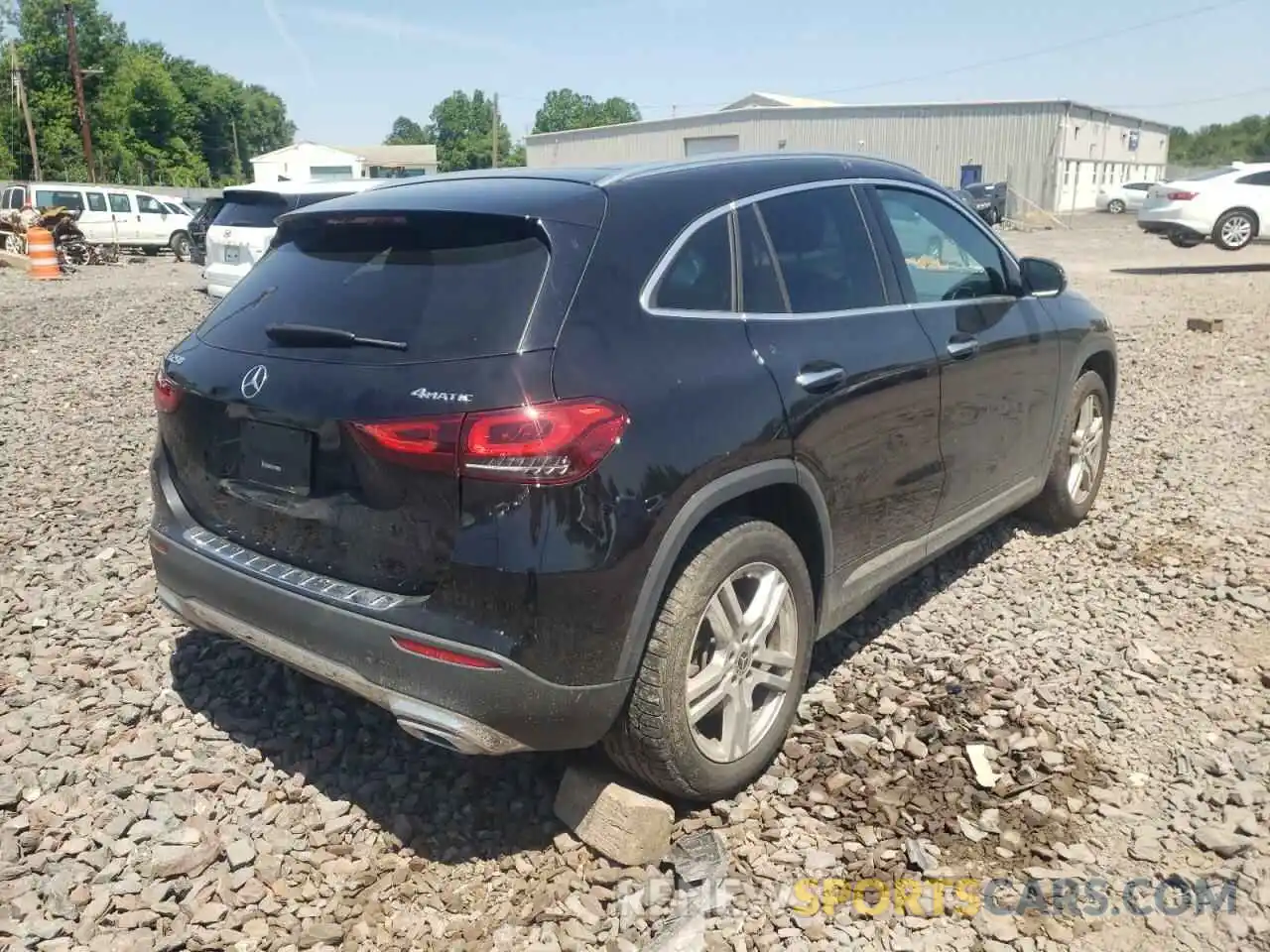 4 Photograph of a damaged car W1N4N4HB5MJ298571 MERCEDES-BENZ GLA-CLASS 2021