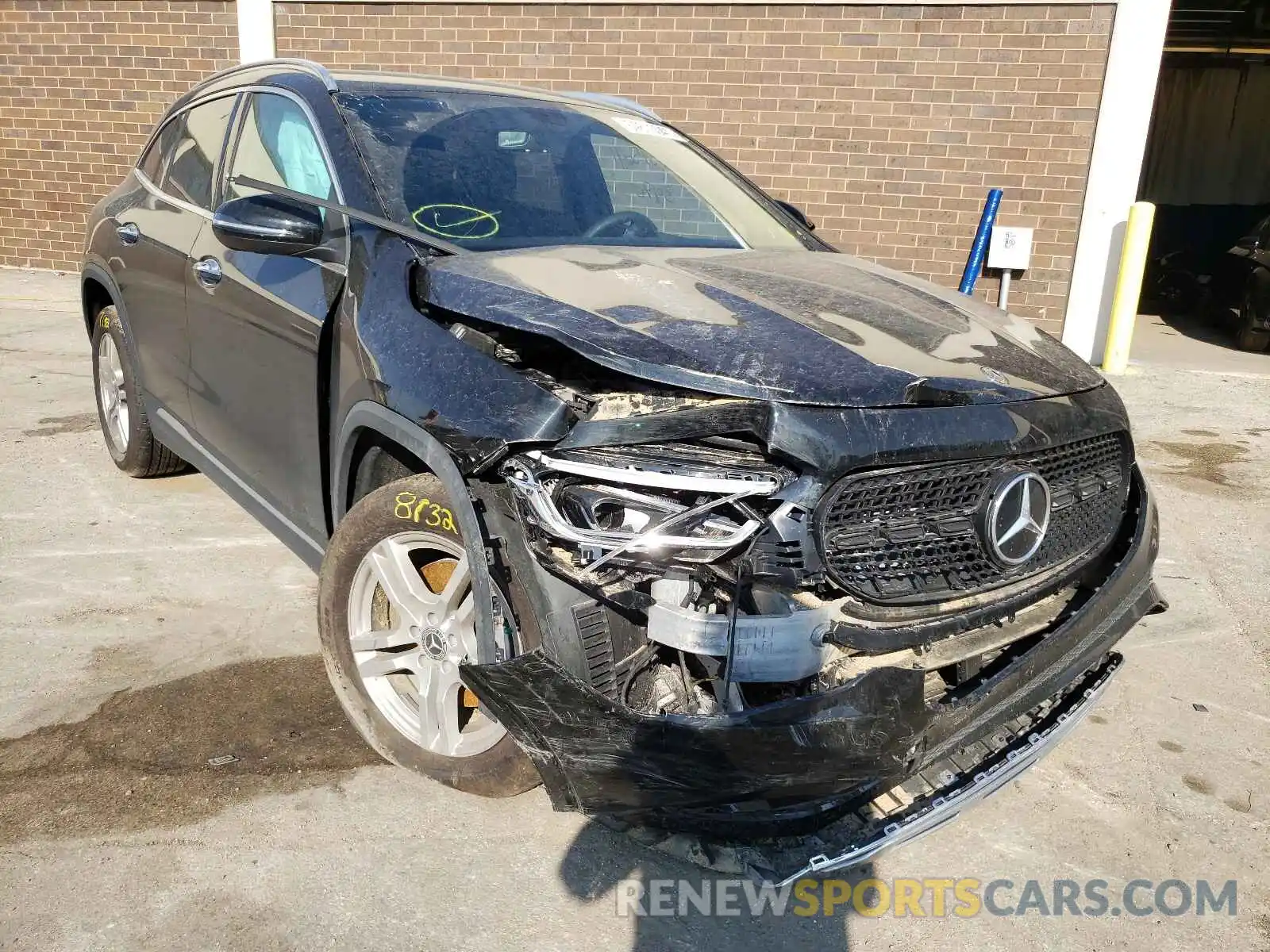 1 Photograph of a damaged car W1N4N4HB6MJ122130 MERCEDES-BENZ GLA-CLASS 2021