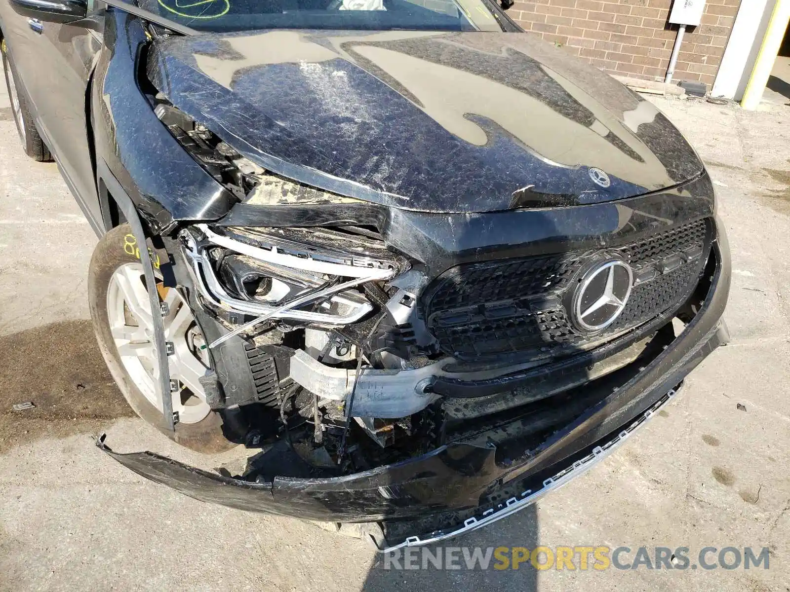 9 Photograph of a damaged car W1N4N4HB6MJ122130 MERCEDES-BENZ GLA-CLASS 2021