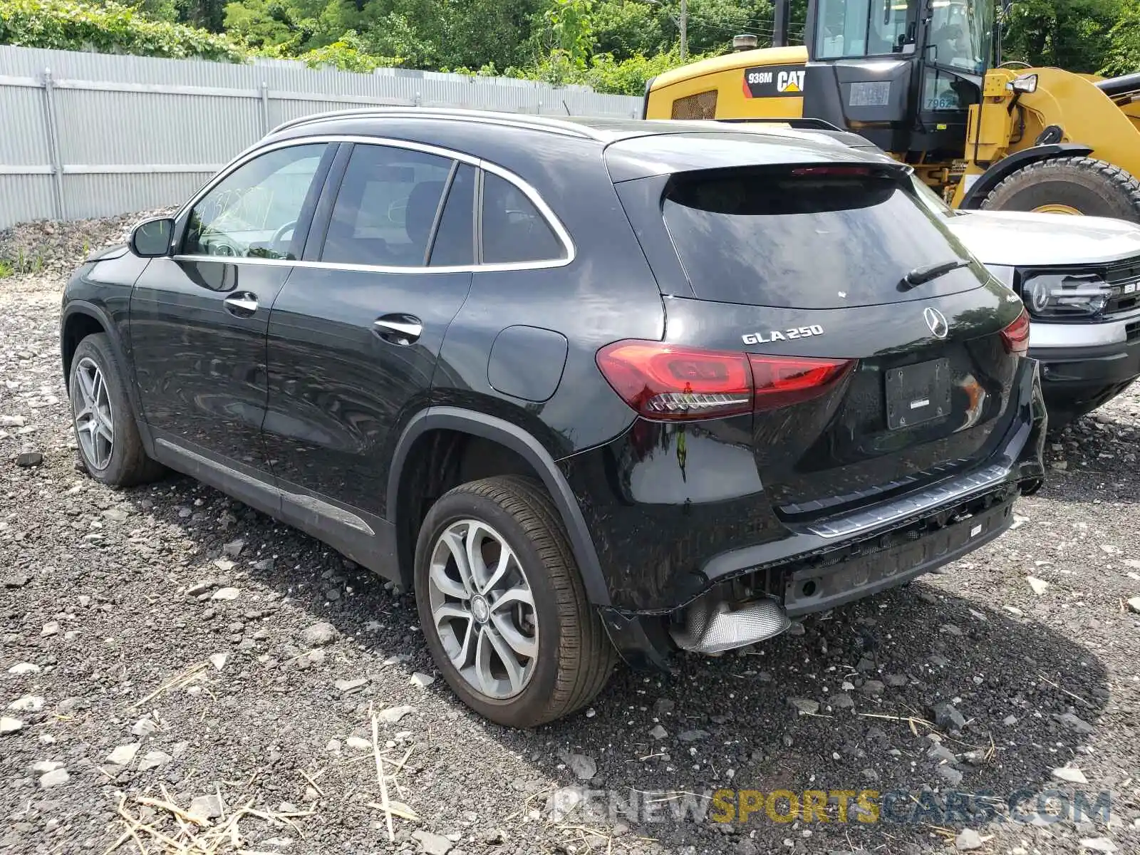 3 Photograph of a damaged car W1N4N4HB8MJ165951 MERCEDES-BENZ GLA-CLASS 2021