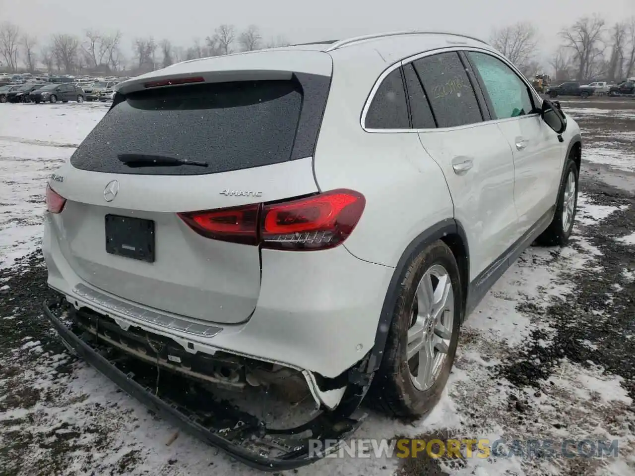 4 Photograph of a damaged car W1N4N4HB8MJ174696 MERCEDES-BENZ GLA-CLASS 2021