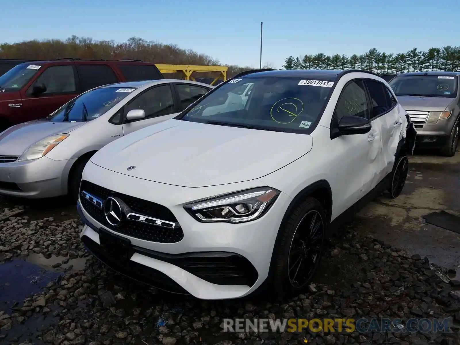 2 Photograph of a damaged car W1N4N4HB8MJ185133 MERCEDES-BENZ GLA-CLASS 2021