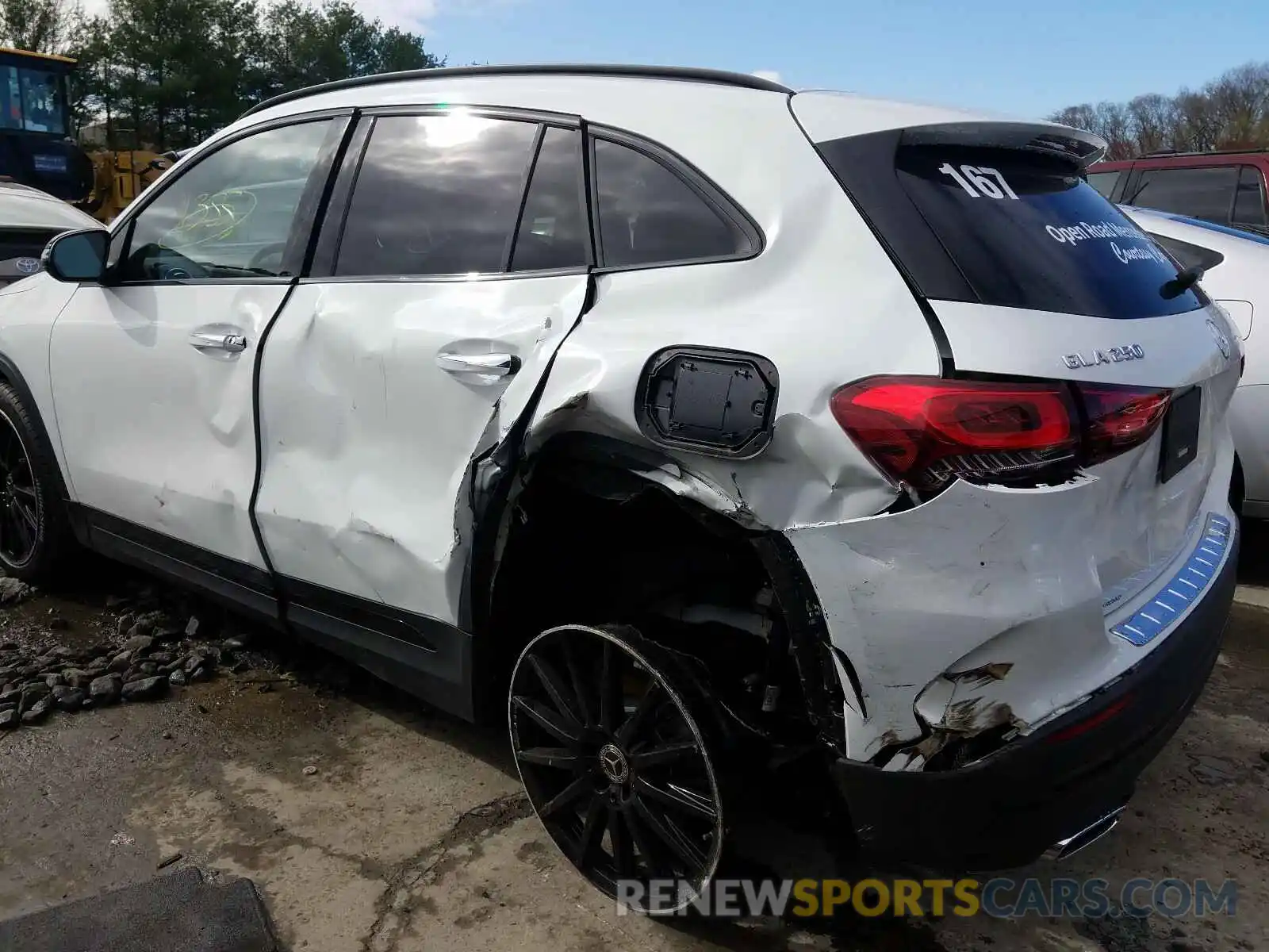 9 Photograph of a damaged car W1N4N4HB8MJ185133 MERCEDES-BENZ GLA-CLASS 2021