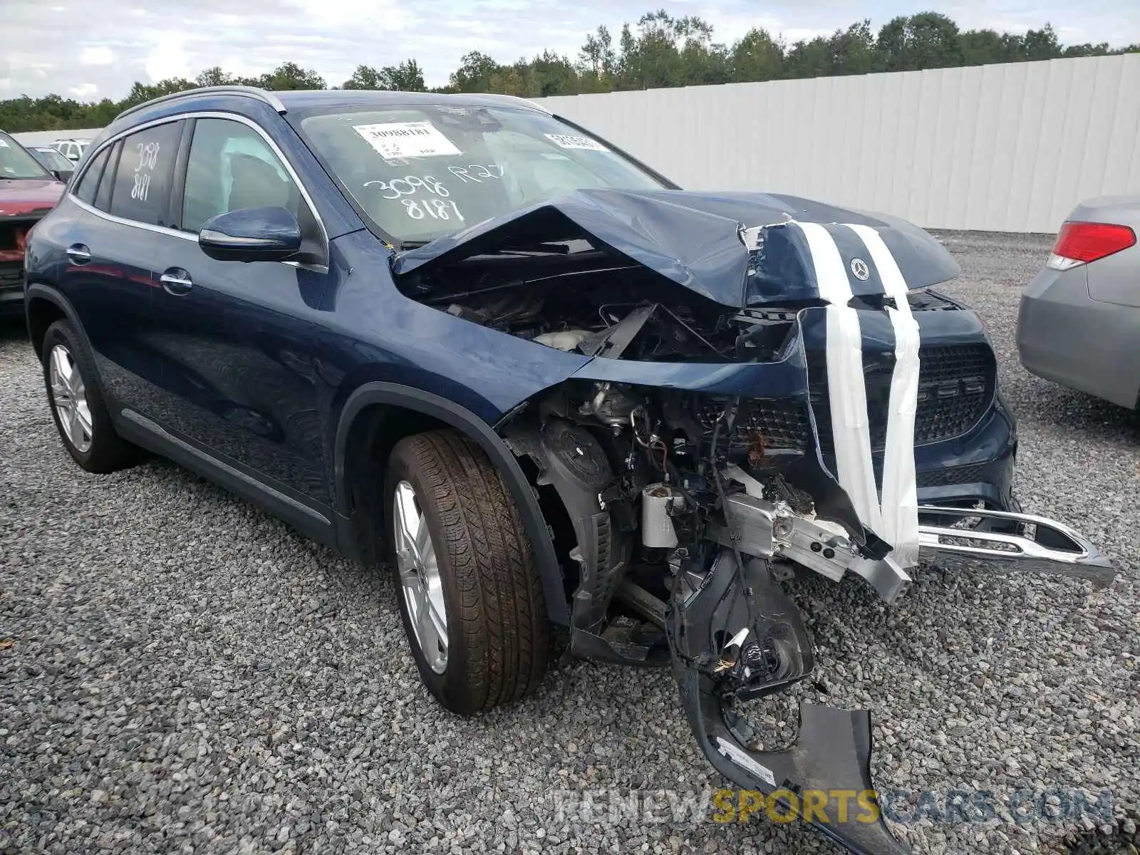 1 Photograph of a damaged car W1N4N4HB8MJ246822 MERCEDES-BENZ GLA-CLASS 2021