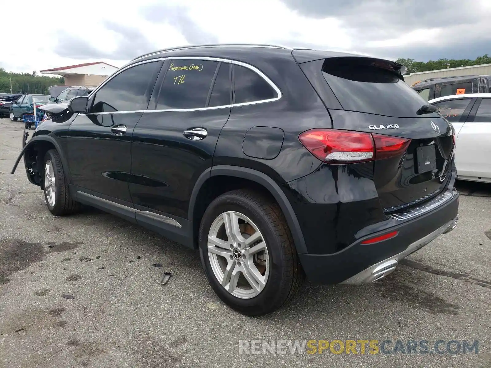 3 Photograph of a damaged car W1N4N4HB9MJ117195 MERCEDES-BENZ GLA-CLASS 2021