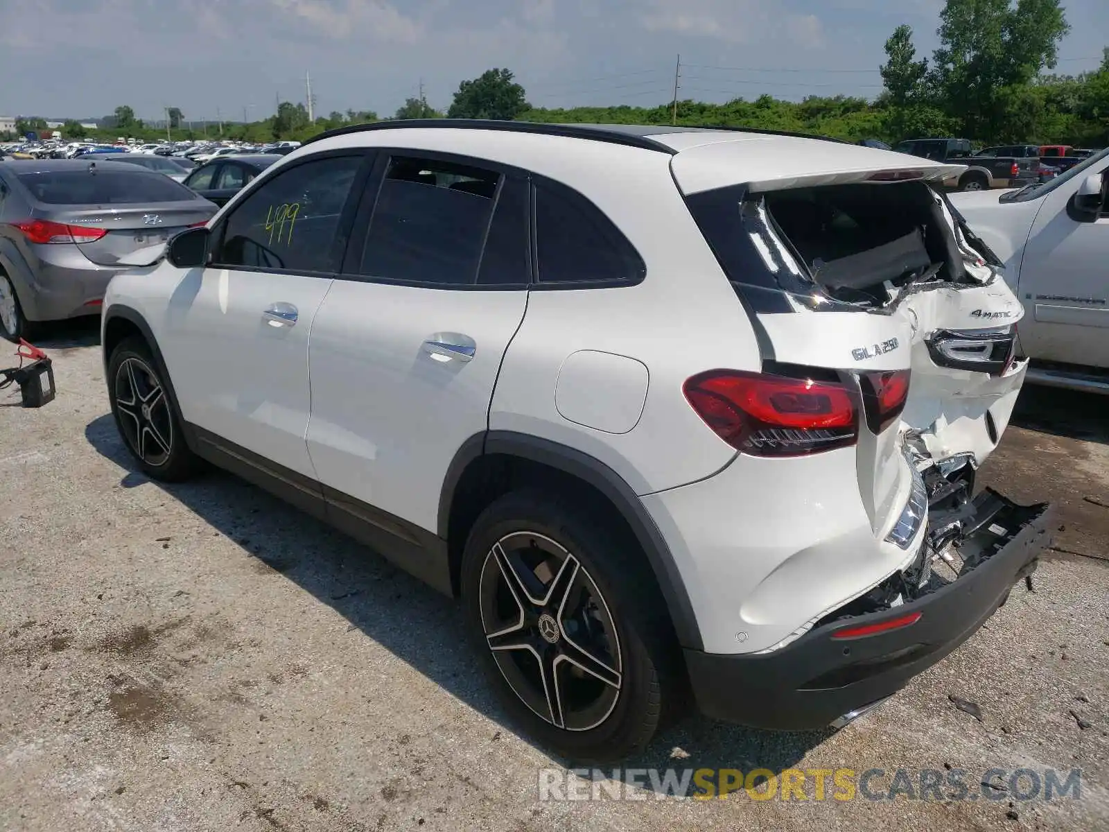 3 Photograph of a damaged car W1N4N4HB9MJ269154 MERCEDES-BENZ GLA-CLASS 2021