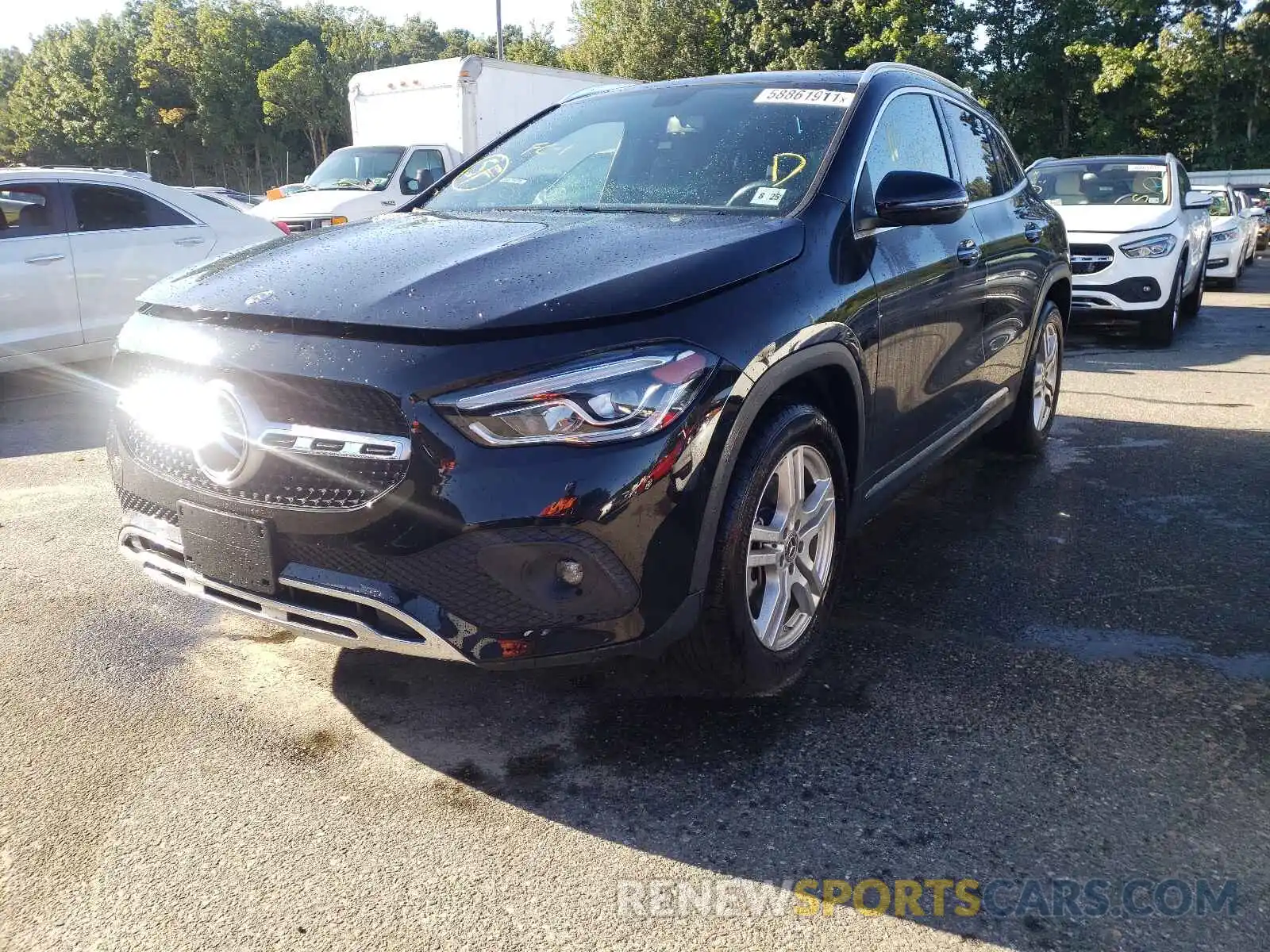 2 Photograph of a damaged car W1N4N4HBXMJ151453 MERCEDES-BENZ GLA-CLASS 2021