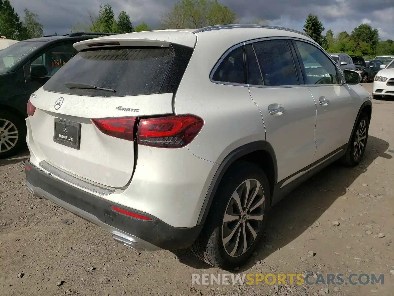 4 Photograph of a damaged car W1N4N4HBXMJ252590 MERCEDES-BENZ GLA-CLASS 2021