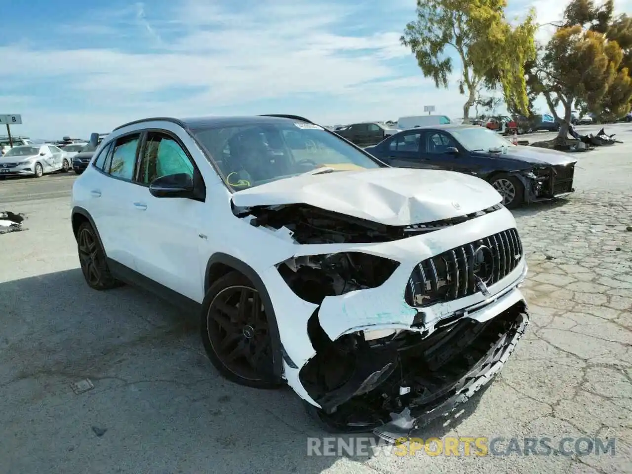 1 Photograph of a damaged car W1N4N5BB4MJ242099 MERCEDES-BENZ GLA-CLASS 2021