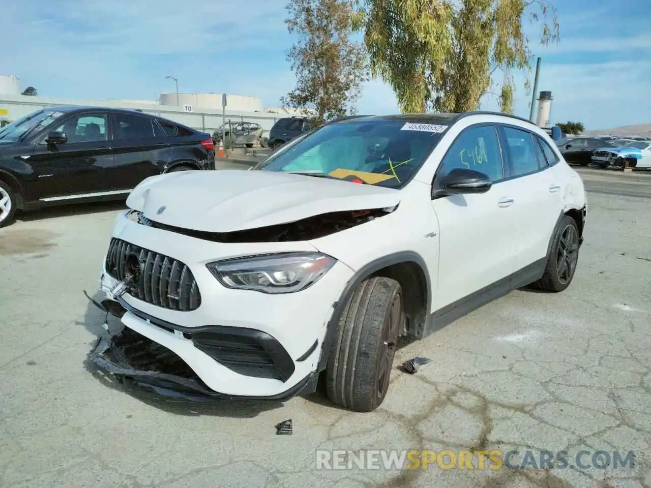 2 Photograph of a damaged car W1N4N5BB4MJ242099 MERCEDES-BENZ GLA-CLASS 2021