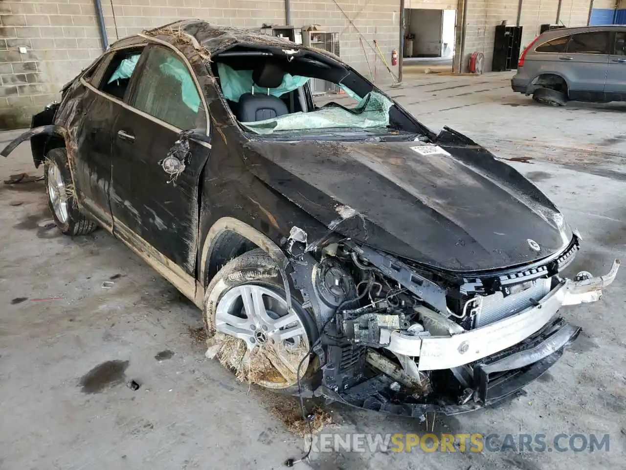 1 Photograph of a damaged car W1N4N4GB6NJ324128 MERCEDES-BENZ GLA-CLASS 2022