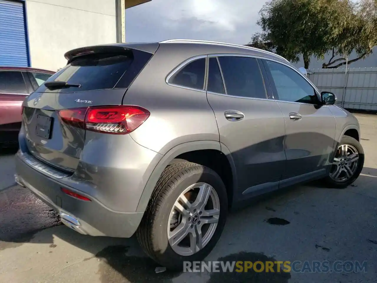 3 Photograph of a damaged car W1N4N4HB2NJ331026 MERCEDES-BENZ GLA-CLASS 2022