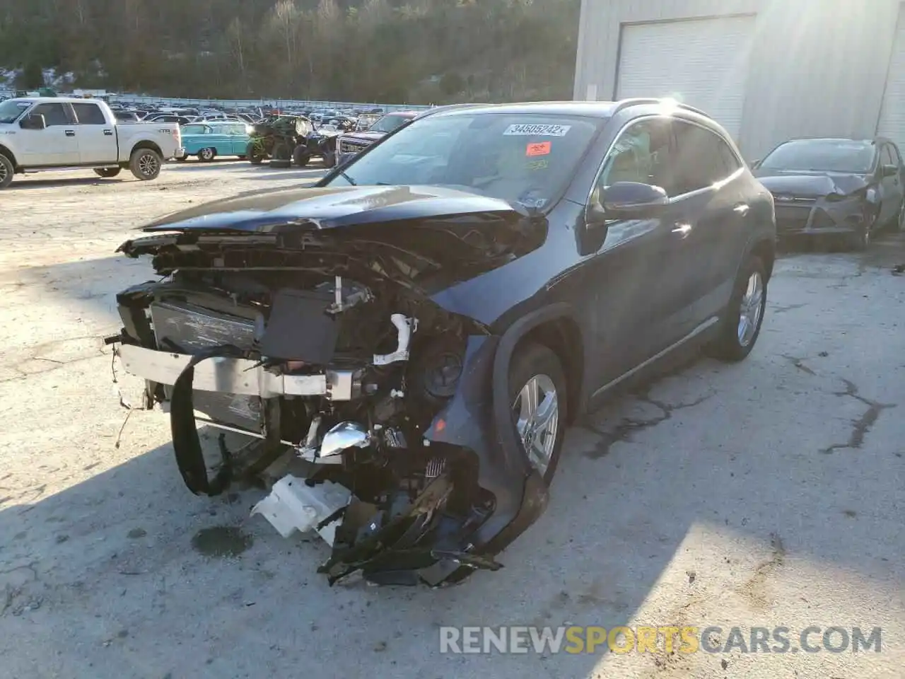 2 Photograph of a damaged car W1N4N4HBXNJ335633 MERCEDES-BENZ GLA-CLASS 2022