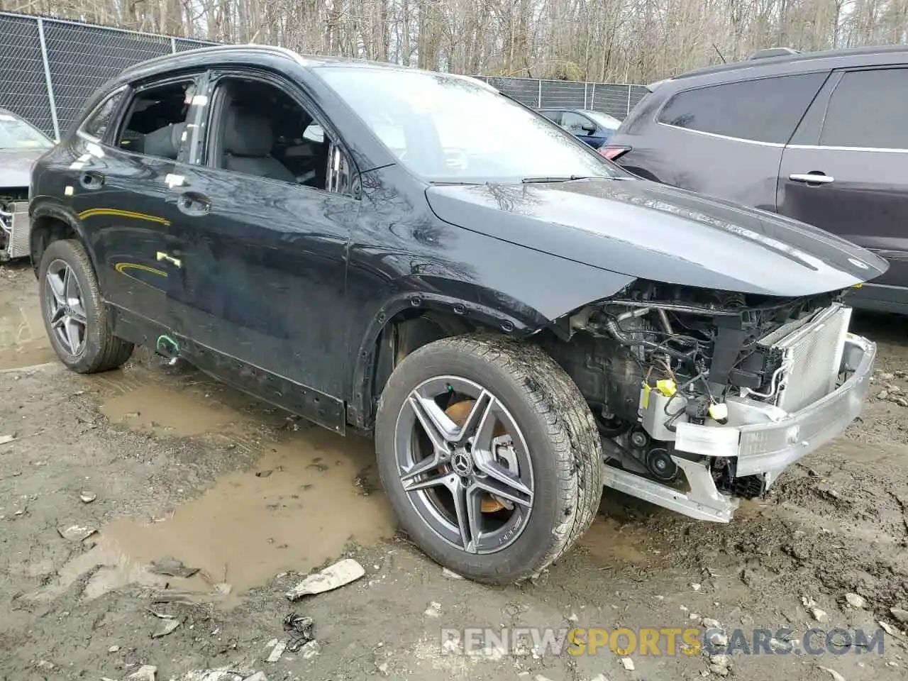 4 Photograph of a damaged car W1N4N4HB0PJ496351 MERCEDES-BENZ GLA-CLASS 2023