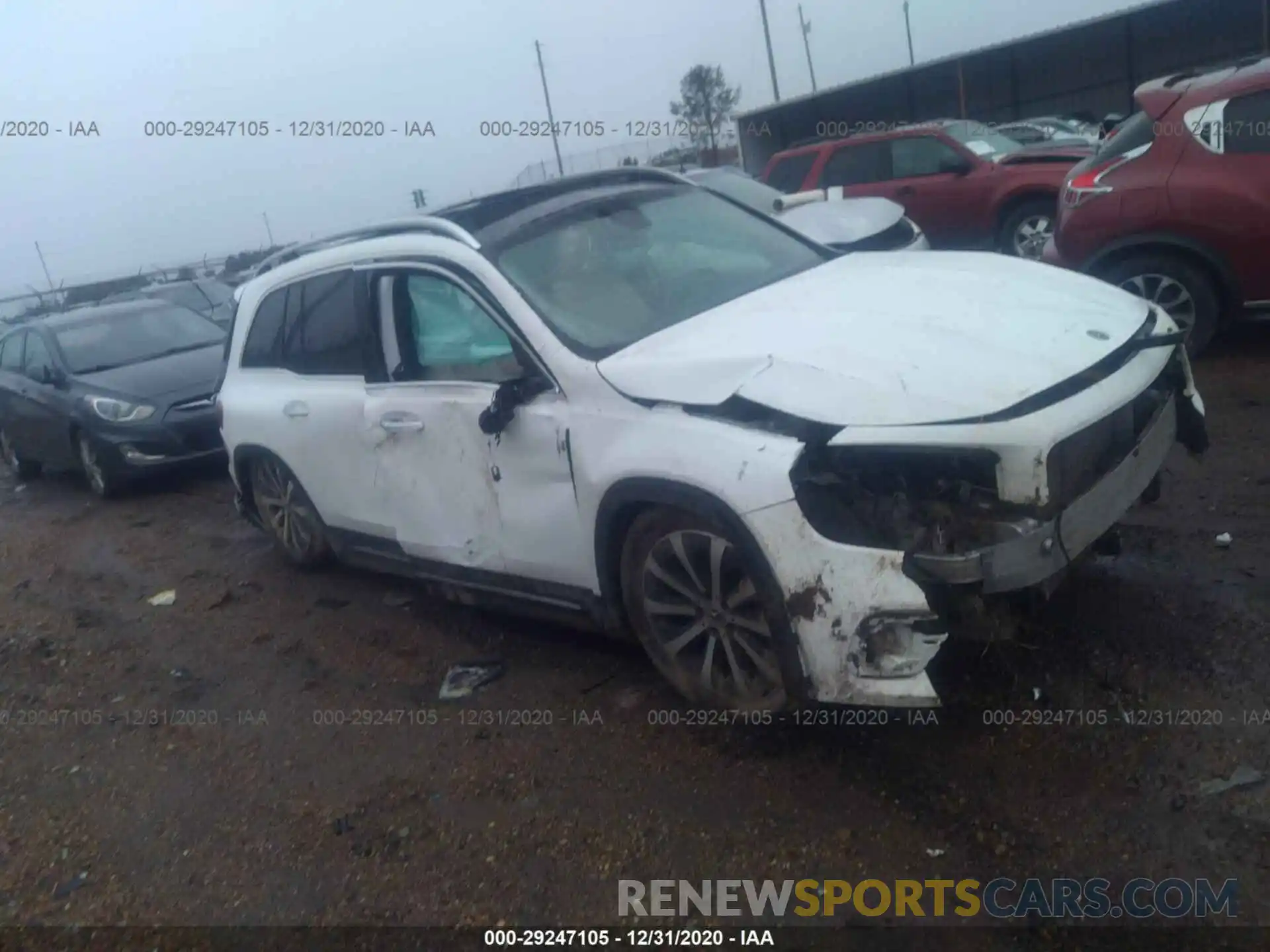 1 Photograph of a damaged car W1N4M4GB2LW045620 MERCEDES-BENZ GLB 2020