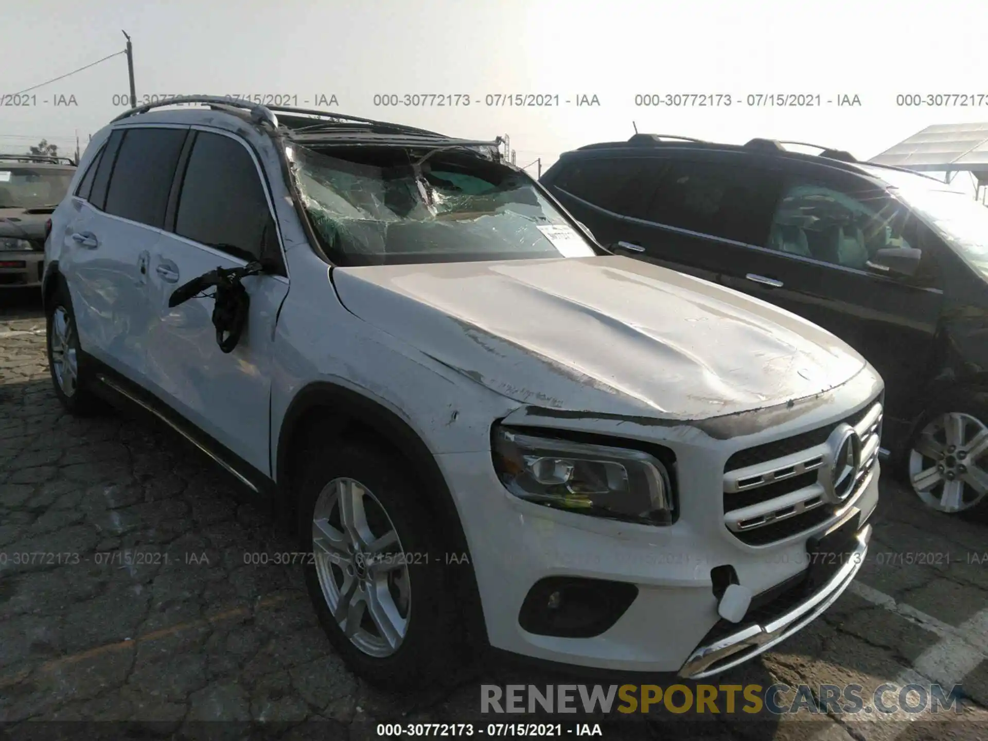 1 Photograph of a damaged car W1N4M4GB3LW034318 MERCEDES-BENZ GLB 2020