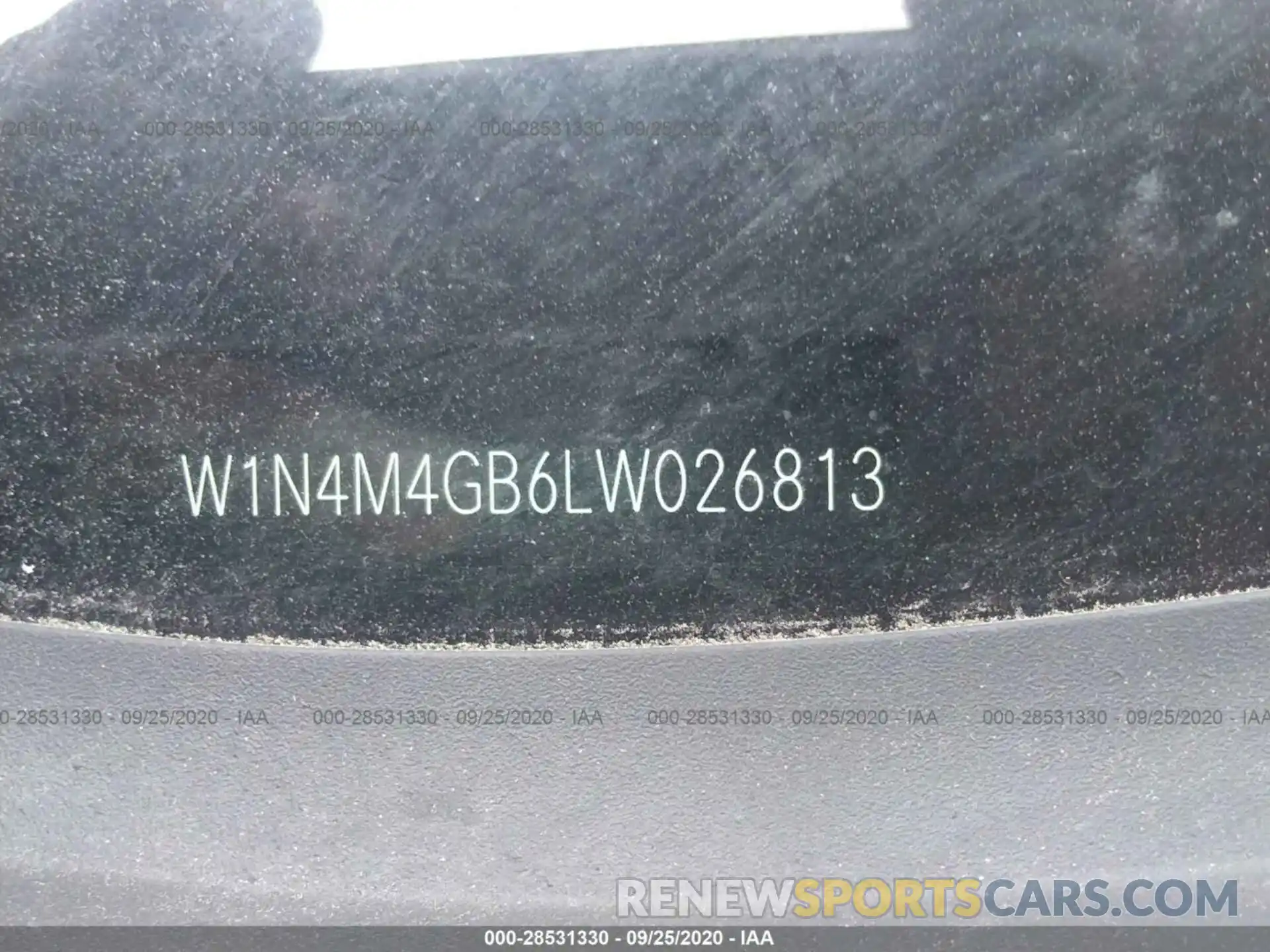 9 Photograph of a damaged car W1N4M4GB6LW026813 MERCEDES-BENZ GLB 2020