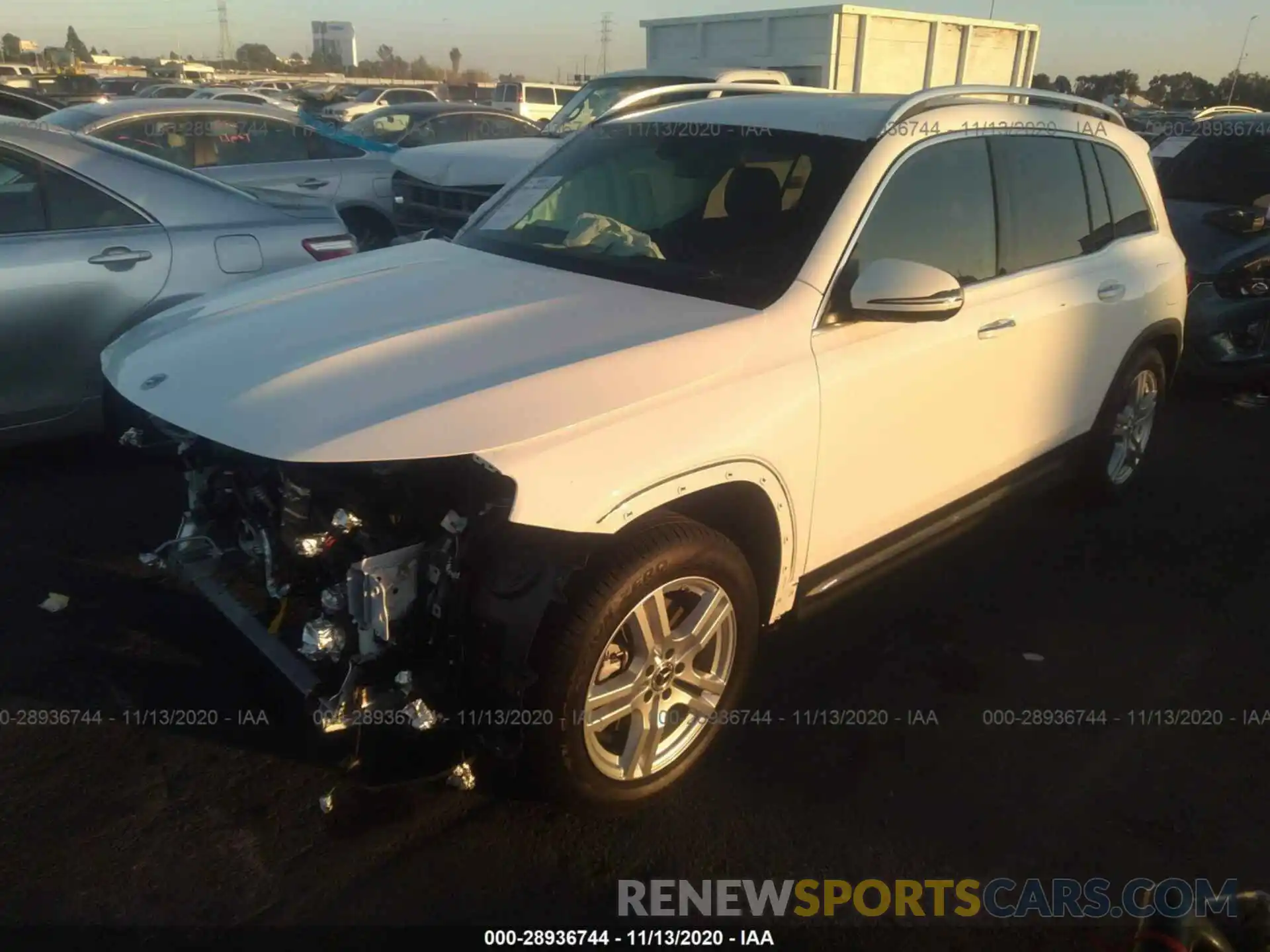 2 Photograph of a damaged car W1N4M4GB7LW057231 MERCEDES-BENZ GLB 2020