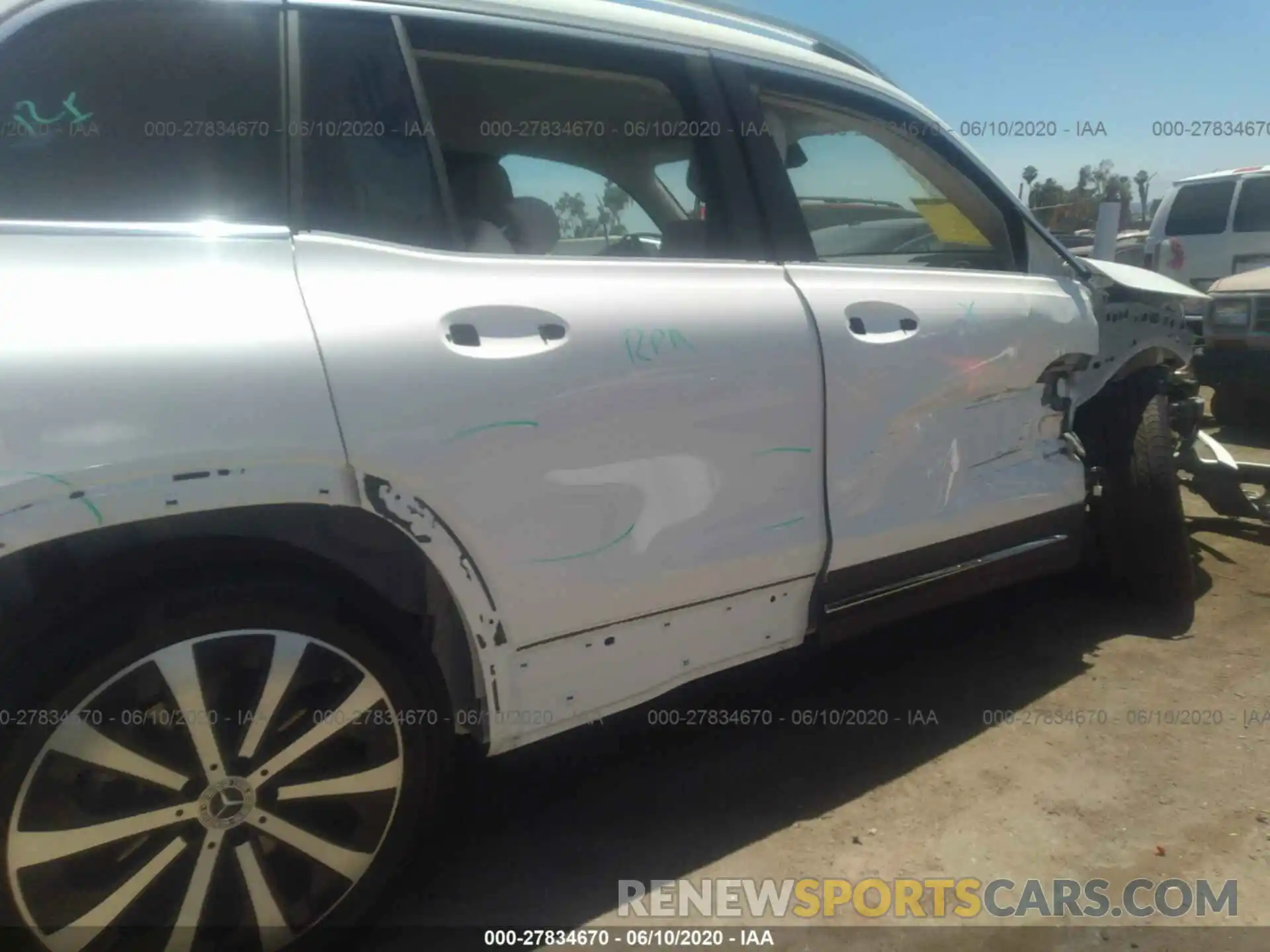 6 Photograph of a damaged car W1N4M4GB8LW023492 MERCEDES-BENZ GLB 2020