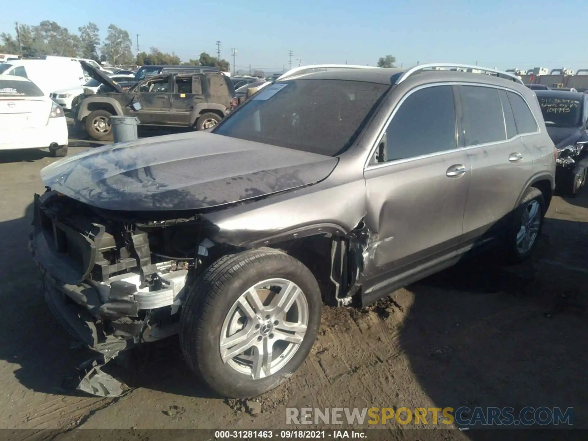 2 Photograph of a damaged car W1N4M4GB9LW033917 MERCEDES-BENZ GLB 2020