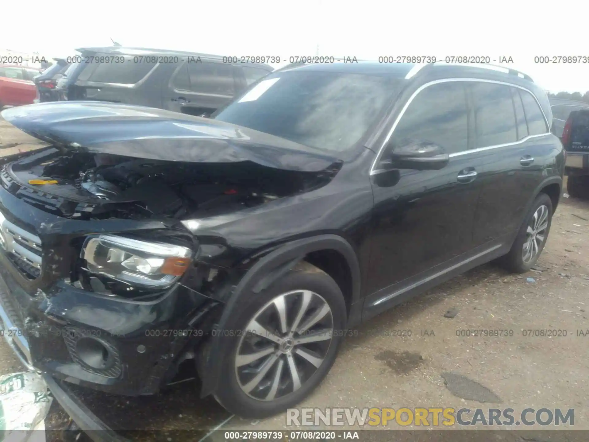 2 Photograph of a damaged car W1N4M4GB9LW042133 MERCEDES-BENZ GLB 2020