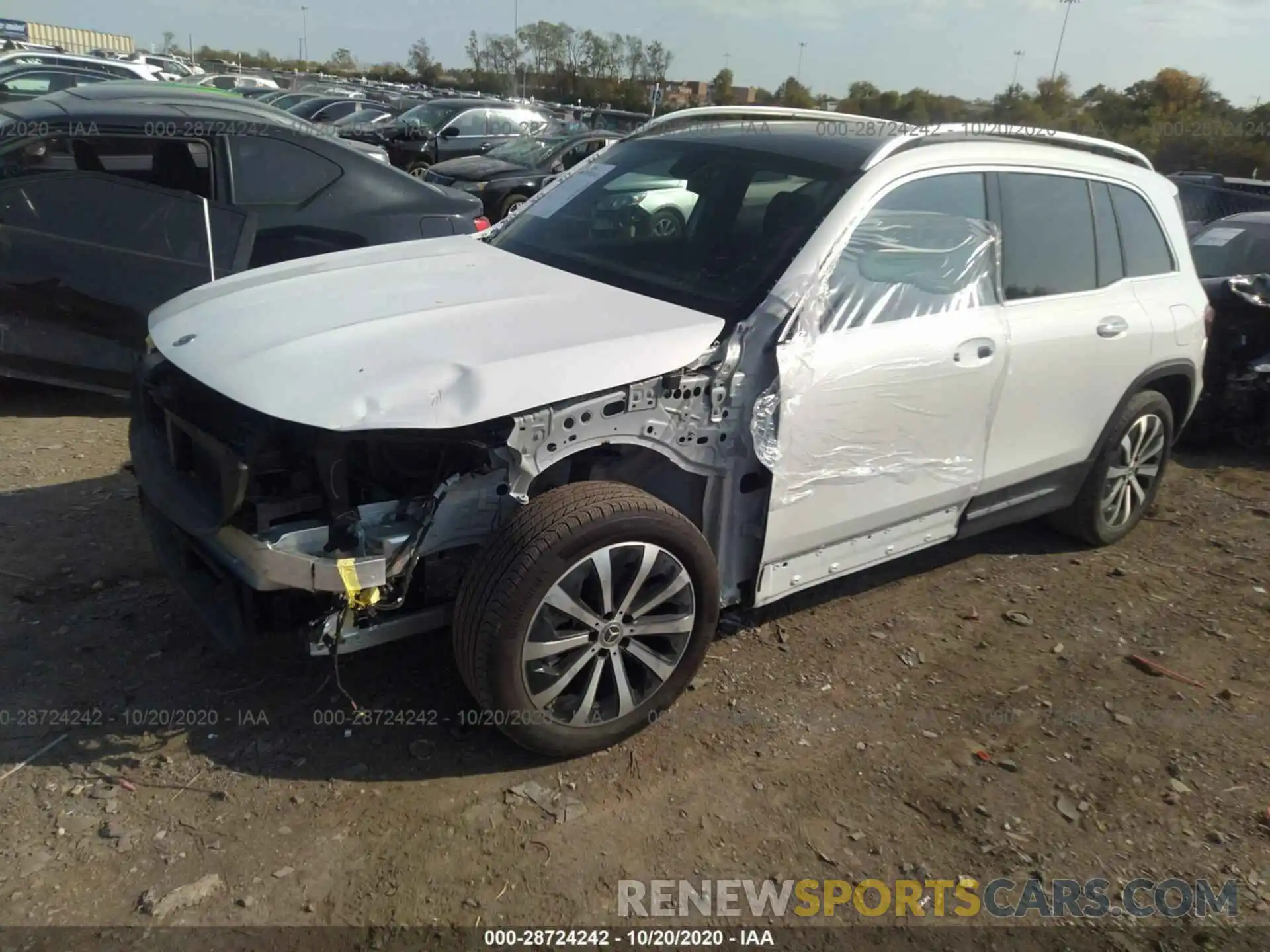 2 Photograph of a damaged car W1N4M4GBXLW016124 MERCEDES-BENZ GLB 2020