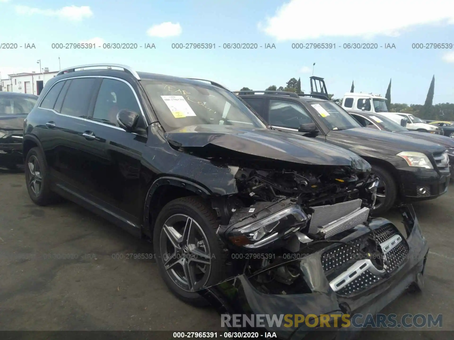 1 Photograph of a damaged car W1N4M4GBXLW024238 MERCEDES-BENZ GLB 2020