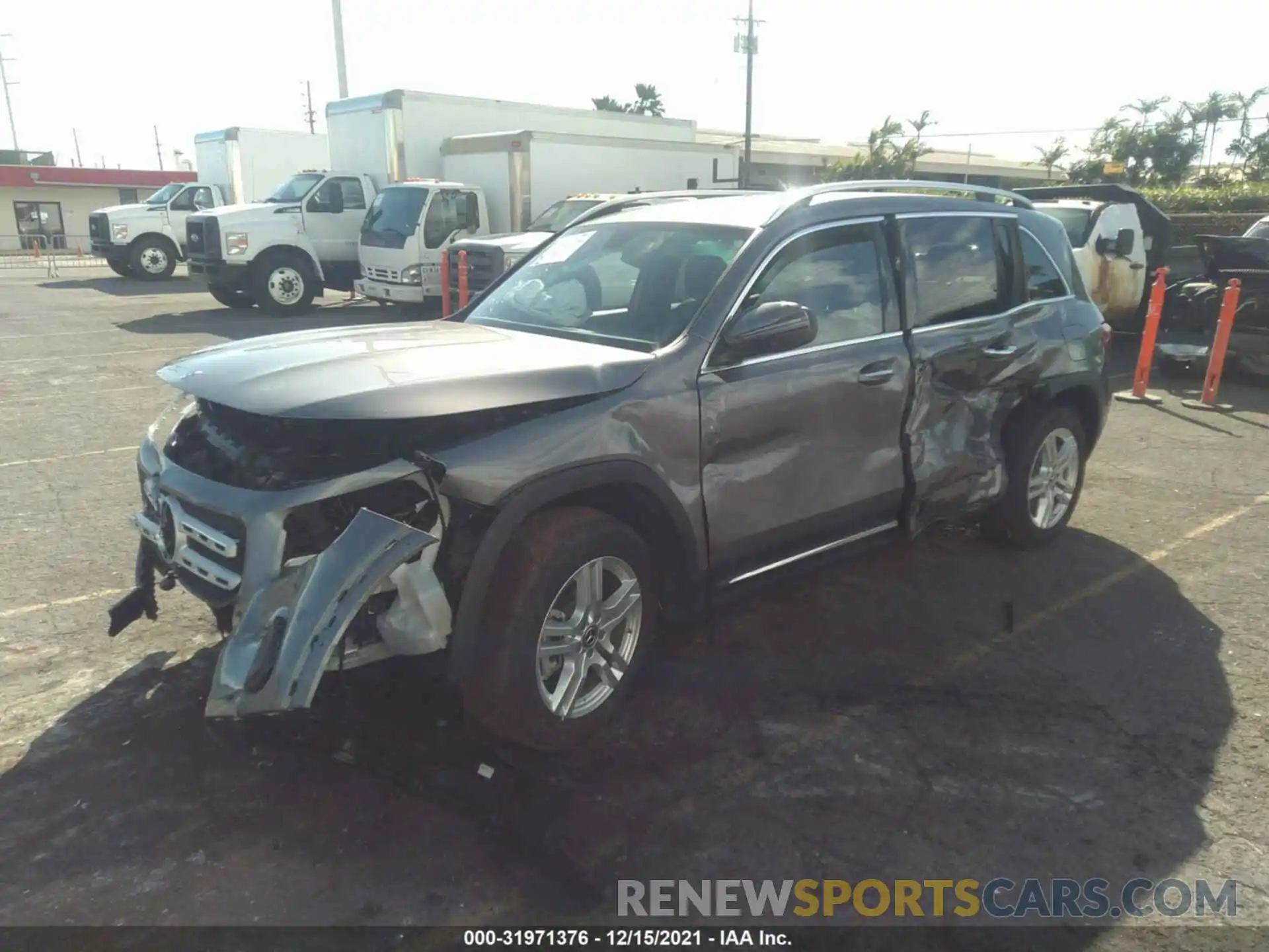 6 Photograph of a damaged car W1N4M4GBXLW046403 MERCEDES-BENZ GLB 2020