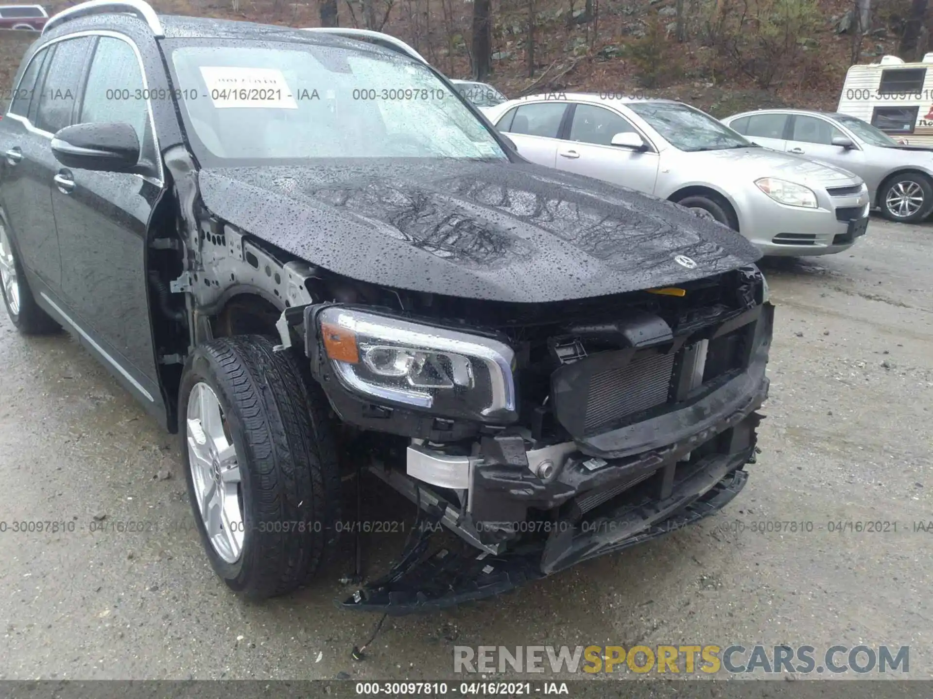 6 Photograph of a damaged car W1N4M4HB1LW031013 MERCEDES-BENZ GLB 2020