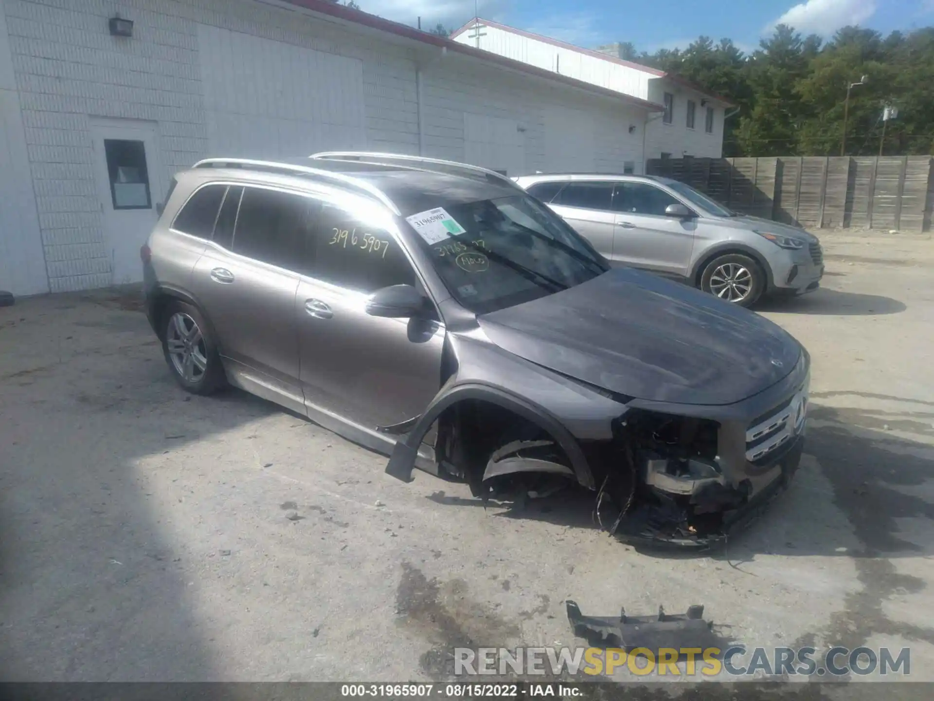 1 Photograph of a damaged car W1N4M4HB1LW032002 MERCEDES-BENZ GLB 2020