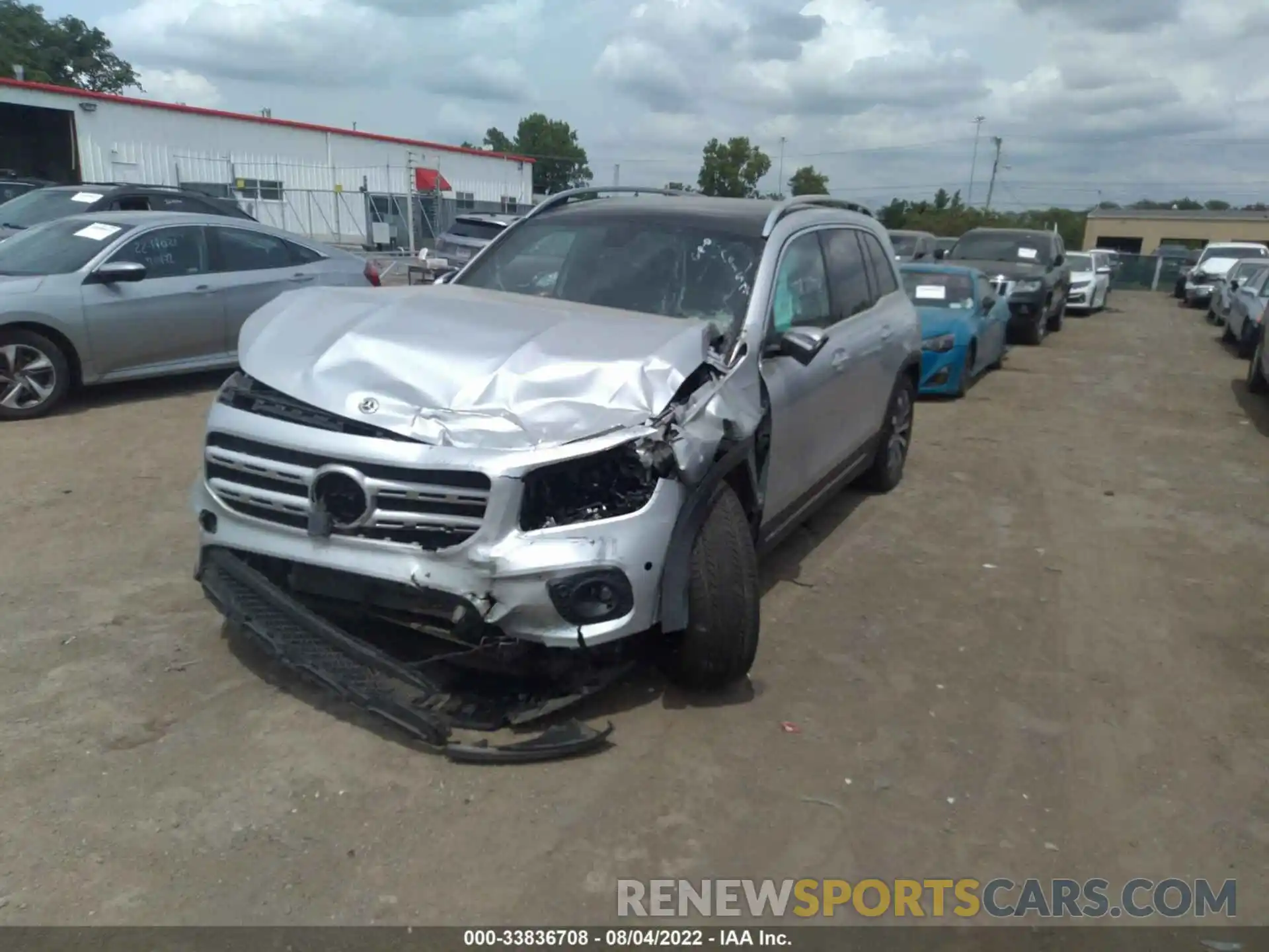 2 Photograph of a damaged car W1N4M4HB1LW046157 MERCEDES-BENZ GLB 2020