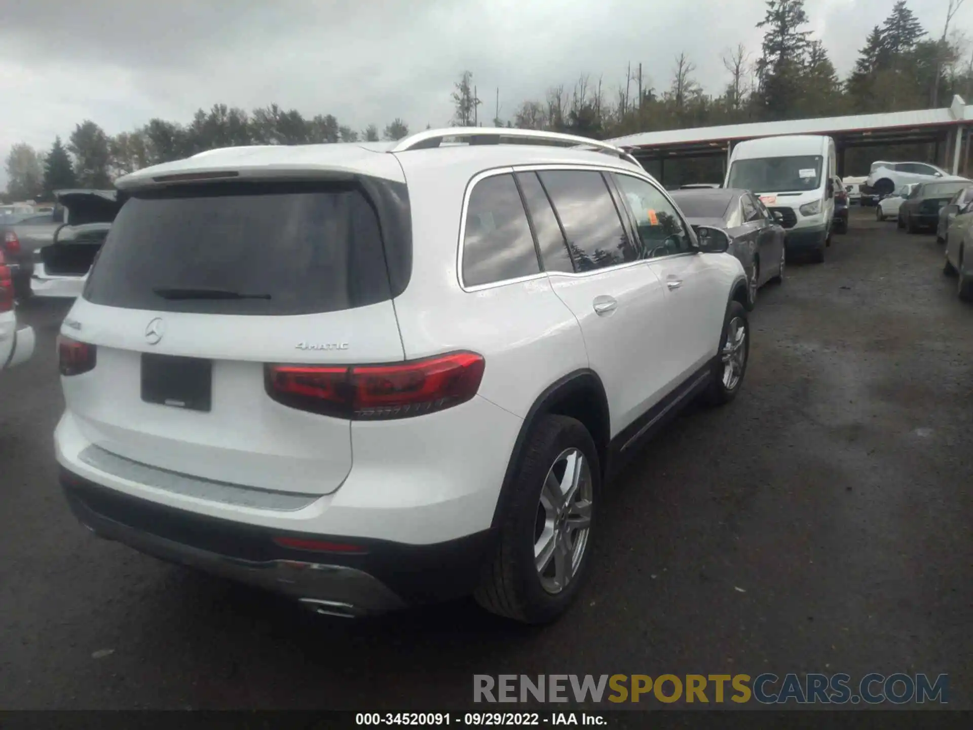 4 Photograph of a damaged car W1N4M4HB2LW020361 MERCEDES-BENZ GLB 2020