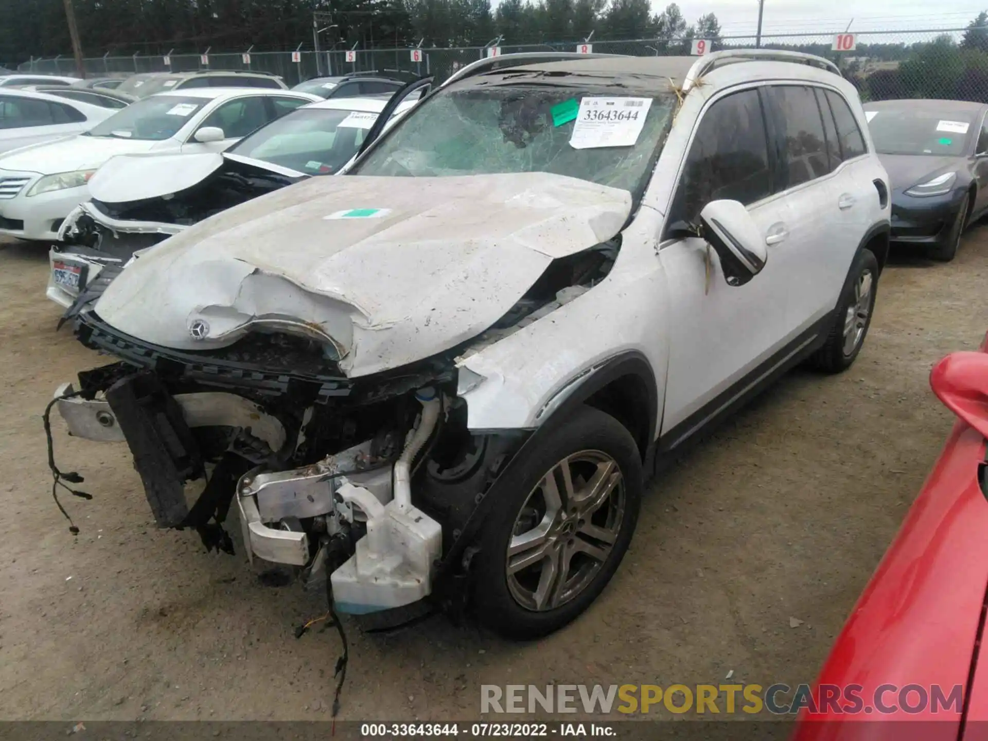 2 Photograph of a damaged car W1N4M4HB4LW070811 MERCEDES-BENZ GLB 2020